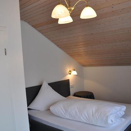 Gaestehaus Ullmannshof Kirchheim am Neckar Номер фото