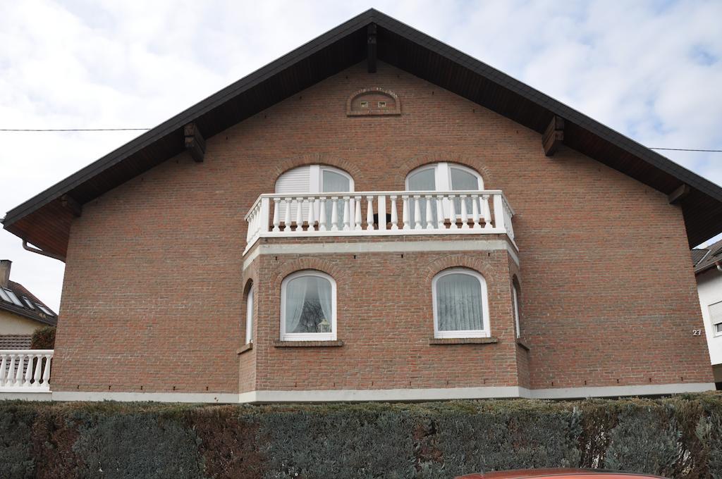Gaestehaus Ullmannshof Kirchheim am Neckar Экстерьер фото